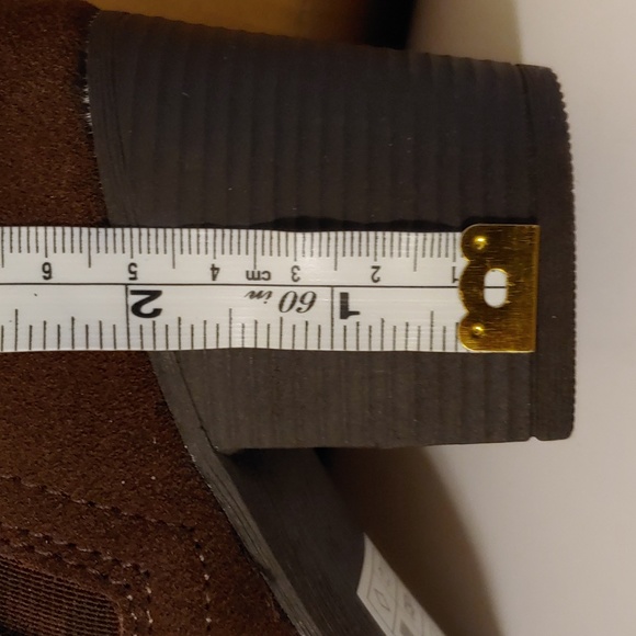 Skechers chocolate brown bootie size 8 med never worn, new in box pkg - Picture 6 of 6